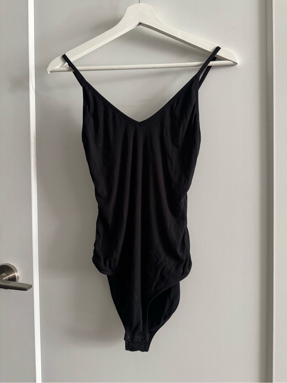 Aritzia Talula Black Womens V-Neck Bodysuit Top